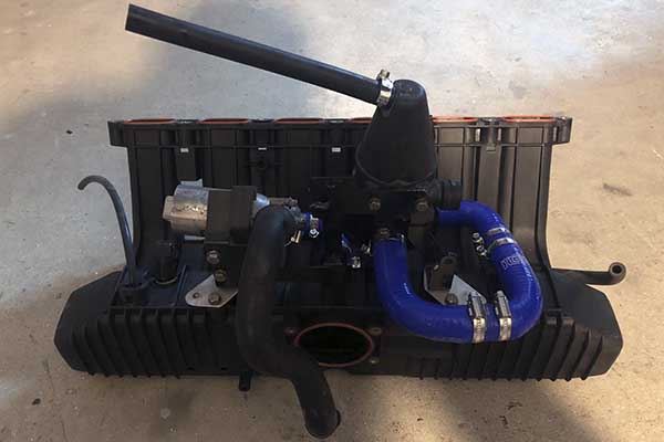 Colector BMW 325i (M50) adaptado a motores M52