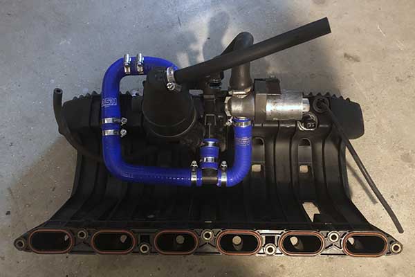 Colector BMW 325i (M50) adaptado a motores M52